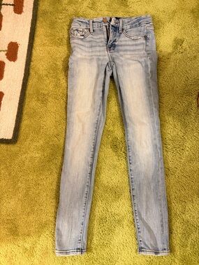 Buckle Light Blue Skinny Jeans